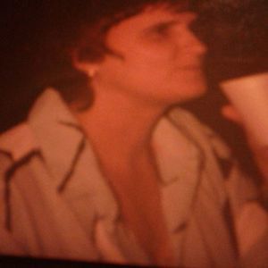 Meet your Posher, Maxine